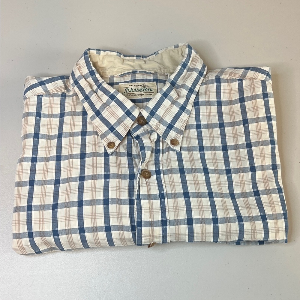 St. John’s Bay Cream/Blue Plaid Casual Button Down Shirt Size Large